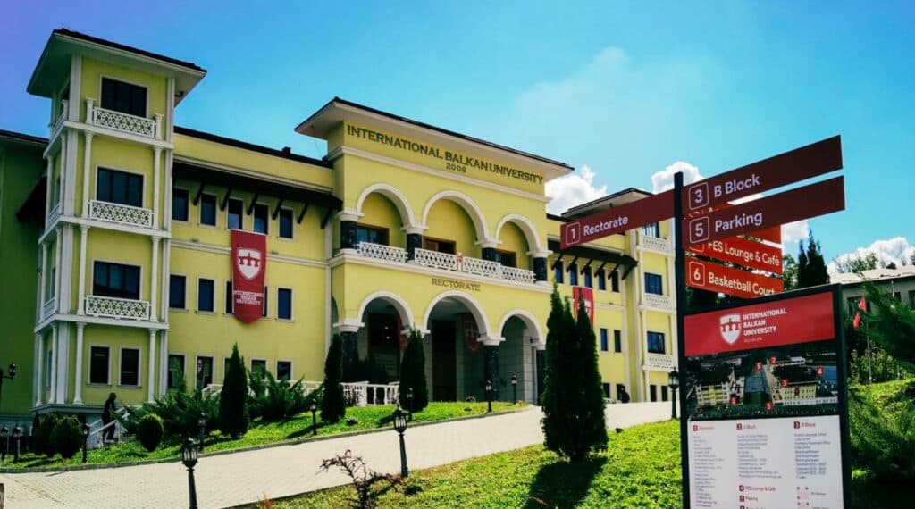 Eski büyükelçi, AKP’lilerin çakma üniversitesi için: Fakülte açılmadan YÖK tarafından denklik verildi