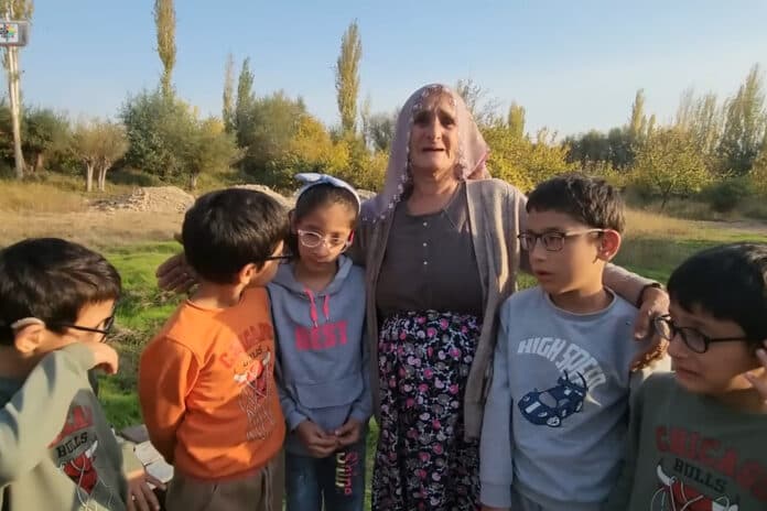Anne ve babaları tutuklu beşizlerle ilgili ‘merhamet ve vicdan’ diyen teyzesi: Bu çocukların suçu ne, günahı ne?,