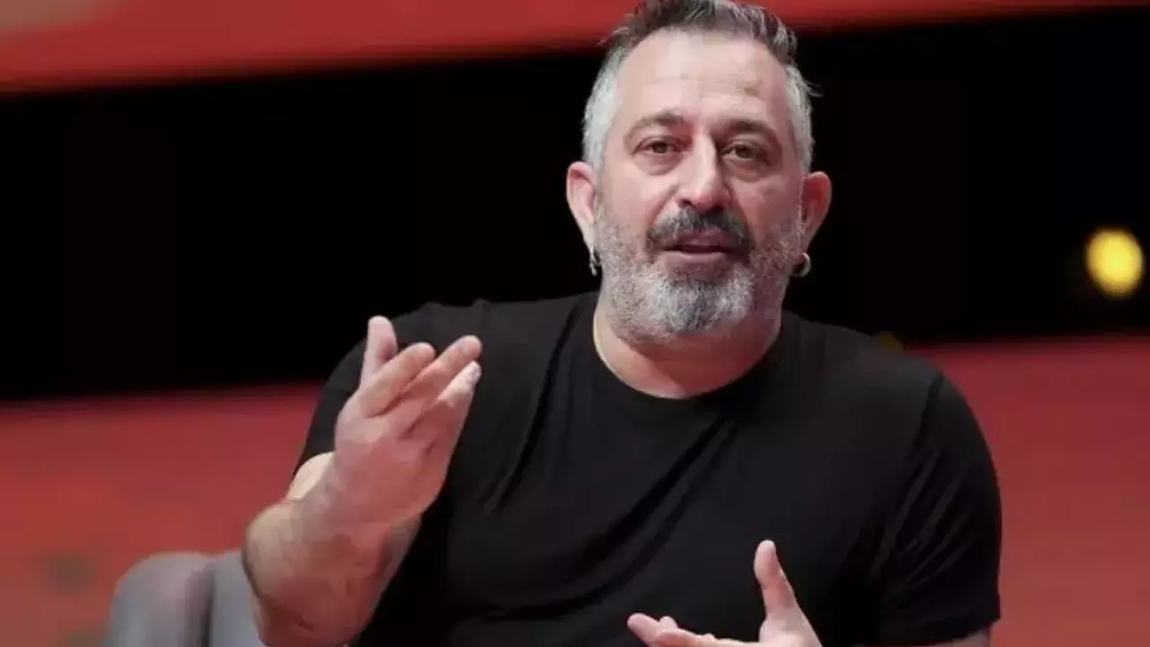 Cem Yılmaz, oyunun rengini açıkladı: Ben Kemal başkan diyorum…