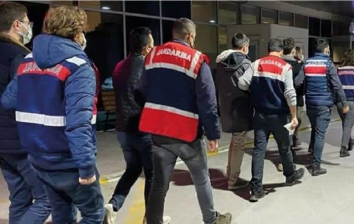 İstanbul, Manisa, Mersin ve İzmir’de cadı avı: 69 gözaltı