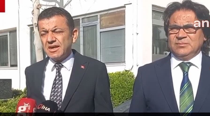 AKP’lilerin Denizli de de evrak kaçırdğını söyleyen CHP’li Çavuşoğlu: Belediyenin evrakları dışarı çıkarılıyor, herkes ayağını denk alsın