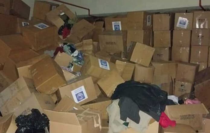 Depremzedeler için toplanan yardımlar AKP’li belediyenin otoparkında çürümeye bırakılmış