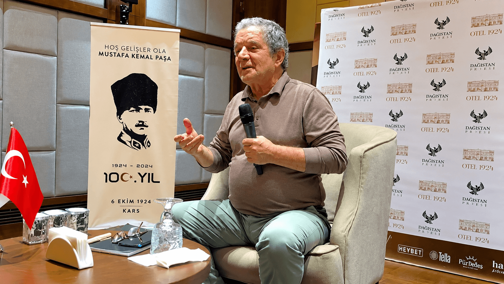 Siyaset bilimci Türköne :İslamcılar devleti ele geçirdi, fon soygunuyla batırdı, enkazın altında kaldılar