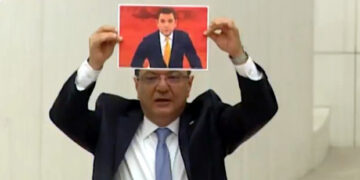 CHP’li Göker: Portakalı soyup yiyebilirsiniz ama Fatih Portakal’ı size yedirtmeyiz