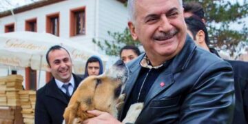 Binali Yıldırım 18 Şubat’a kadar TBMM koltuğunu bırakmıyor
