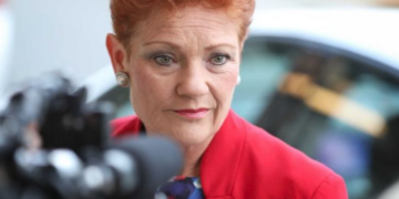 Hanson, suçlu güvenlik kamerası desteğiyle bulunmalı:  Brisbane’de ‘ırkçı’ bir not yazan Tek Ulus Partili şahsa tepki