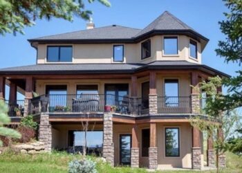 KANADA’DAKİ MEKTUP YARIŞMASININ ÖDÜLÜ 1,3 MİLYON DOLARLIK EV