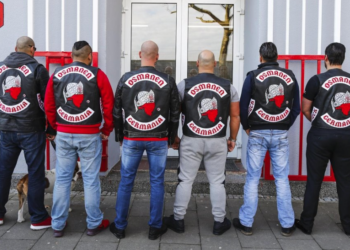 Almanya’daki Osmanen Germania Grubu yöneticilerine ceza yağdı