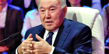 Gençlere önemli tavsiyede bulunan Nazarbayev: Biliyorsunuz, ben köylü çocuğuydum, Başkan olacağımı hiç düşünmemiştim