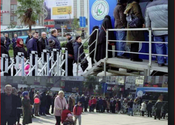 Kuyruklu ekonomi, sınırlı demokrasi : Et yerken otu da bulamaz olduk