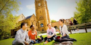 Avustralya Yüksek Öğretimde lider ülke: Melbourne Üniversitesi, Asya-Pasifik’in ‘en iyi ilkleri’ arasında
