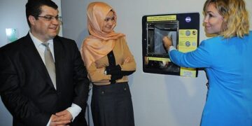 Sürgündeki mülteci öğretmenin müthiş başarısı: Türkiye’yi terk etmek zorunda kalan mucit eğitimciye, 100 Milyon Euroluk yatırım teklifi