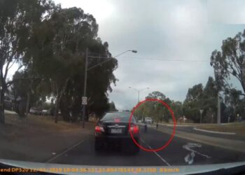 Melbourne’de kreşten kaçan iki çocuk olası faciayla karşı karşıya kaldı