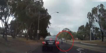 Melbourne’de kreşten kaçan iki çocuk olası faciayla karşı karşıya kaldı