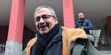 Sırrı Süreyya Önder hapishane hayatını anlattı:Hak arayanlar, cezaevlerini demirbaşıdırlar