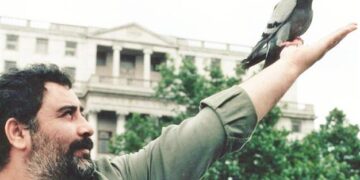 Sürgünde ölüm:  Ahmet Kaya’nın hayatı film oluyor