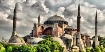 UNESCO: Ayasofya’nın isminin değiştirilmesi için onayımız gerekir