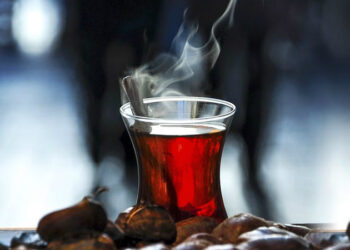 Aşırı sıcak çay içmek kanser riskini artırabilir