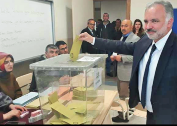 MHP itiraz etti, HDP’nin oyu arttı: HDP Kars Belediyesi Eşbaşkanı Ayhan Bilgen 17 oy daha arttırdı