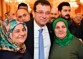 DİNLE VE DİNDARLARLA BARIŞIK BİR CHP’Lİ: PEKİ, KİM BU EKREM İMAMOĞLU?