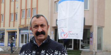 AKP kaybettiği Belediyelerde evrak yok ederken, ‘Komünist Başkan’ Ovacık’ta CHP’ye örnek devir teslim gerçekleştirdi