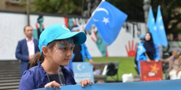 Melbourne’de Çin protesto edildi: Uygurlara yönelik soykırım politikalarını durdurun