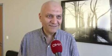 KHK’lı Prof. Savaş: Toplum insani standartlara ulaşma ümidiyle yaşıyor