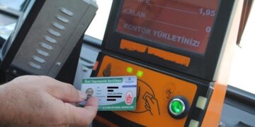 AKP, İmamoğlu’nun vaatlerine konarak Meclis’ten geçirdi: Öğrenci akbili 80’den 40 TL’ye, suya ise yüzde 40 indirim