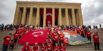 100’üncü yıldönümü: Anıtkabir’de 19 Mayıs kutlandı