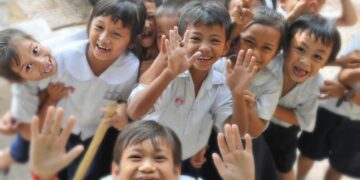 Filipinler’de öğrenciler diploma alabilmek için en az 10 ağaç dikmek zorunda kalacak