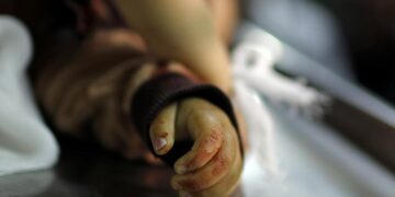 İsrail Gazze’yi bombaladı: 14 aylık bebek ve hamile bir kadının da bulunduğu 13 Filistinli yaşamını yitirdi