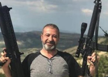 Kılıçdaroğlu’na saldıran Osman Sarıgün’ün elini öpen AKP’li, Ekrem İmamoğlu’na tehdit etti