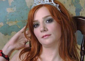 Müzisyen Aylin Aslım: Kürtleri o zekâsız senaryoyla kandırabileceğinizi sandınız ya bir süre buna güleceğâsız