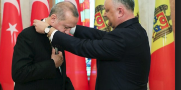 Moldova’da hükümet kurma krizi: Cumhurbaşkanı Dodon görevden azledildi