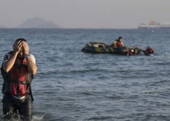 Akdeniz’de facia: İçinde 150 göçmenin yer aldığı tekne battı
