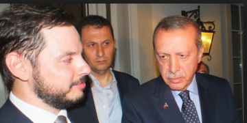 PİAR’dan son ankete: AKP %36’ya düştü, en başarısız bakan Damat Berat Albayrak