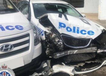 200 milyon dolarlık uyuşturucuyla polis aracına çarptı