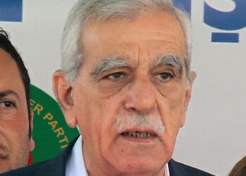 Önce talanlara cevap verin diyen Ahmet Türk: Kayyım, gasp, hırsızlık, talan, halkın değerlerini talan demektir