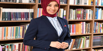 Sarayı’ın Danışmanı’nın eşi TÜRGEV Başkanı Altun, 4 maaş eleştirisine: Sabrımızı sınamayın,ihanetinizi gözlerin önüne sermeyin