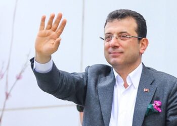 İmamoğlu’nun programı netleşti: Diyarbakır Büyükşehir Belediye  Eşbaşkanı Mızraklı’yla görüşecek