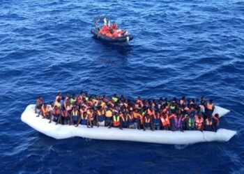 Yunanistan’a bir günde 643 göçmen ulaşınca Türk büyükelçiyi çağırdılar