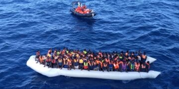 Yunanistan’a bir günde 643 göçmen ulaşınca Türk büyükelçiyi çağırdılar