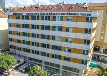 İBB, TÜRGEV için yapılan beş yurdu geri aldı