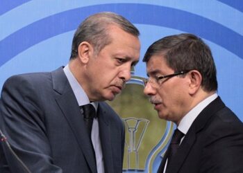 AKP’den ihraç olunan isimler konuştu: AKP siyasi iflasa doğru gidiyor