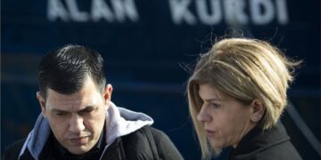 ‘Türkiye’de hayvan muamelesi görüyordum’ Aylan’ın Babası: Göçmenleri kurtarmak için denize açılacağım