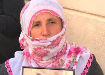 HDP önüne götürülen anneye taziye evi bile verilmedi