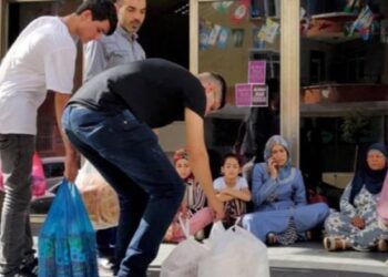 HDP’nin ‘provakasyon’ dediği eylemcilere polis yemek taşıdı