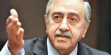 KKTC Cumhurbaşkanı, Erdoğan’a: Farklı düşünce, sövgüyü ve ölüm tehditlerini haketmemektedir, asıl bunlar hadlerini aşanlardır