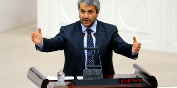 Nihat Ergin de AKP’den istifa ettiğini açıkladı