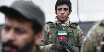 Türkiye’nin desteklediği Özgür Suriye Ordusu, Kürt ve Arap mülklerini yağmalıyor